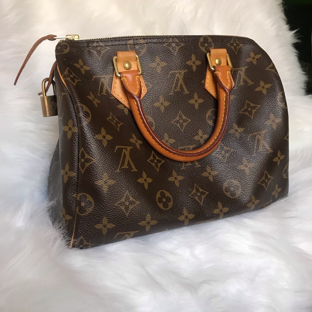 Authentic speedy 25 CLEAN